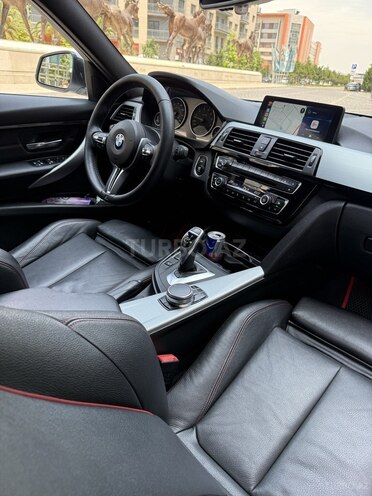 BMW 330-17