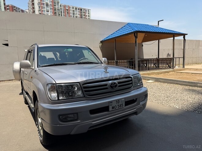 Toyota Land Cruiser-7