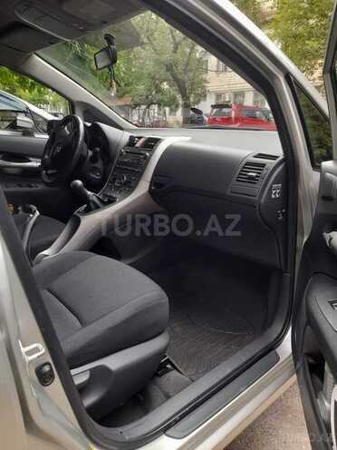 Toyota Auris-6