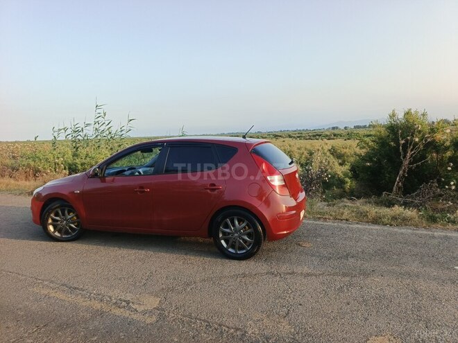 Hyundai i30-8