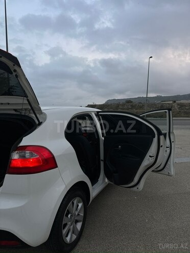Kia Rio-3