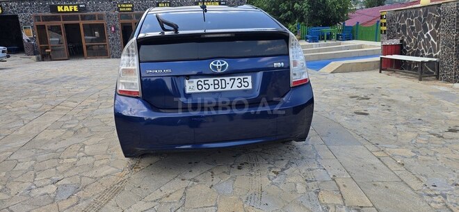 Toyota Prius-15