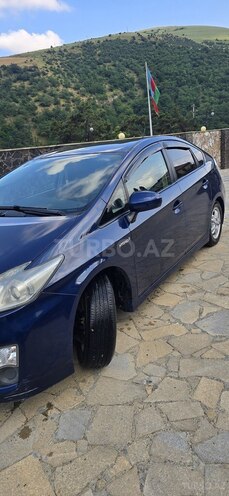 Toyota Prius-13