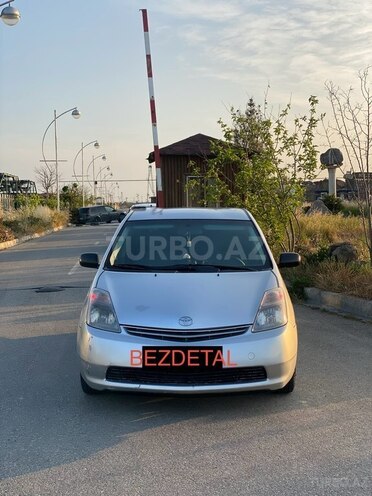 Toyota Prius-1