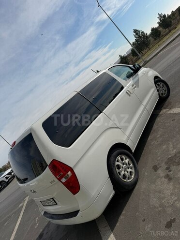 Hyundai H-1-6