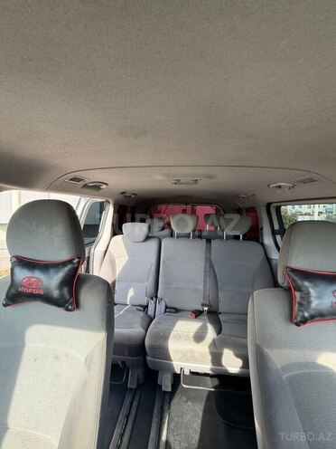 Hyundai H-1-9