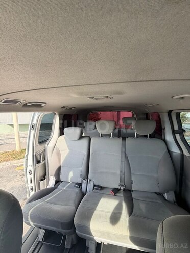 Hyundai H-1-8