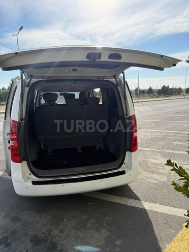 Hyundai H-1-14