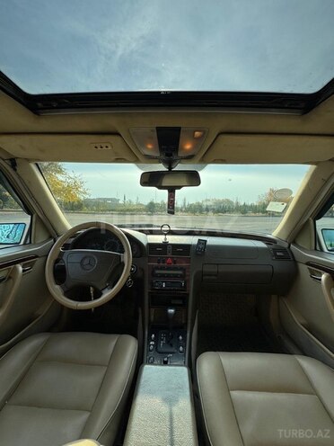 Mercedes C 230-12