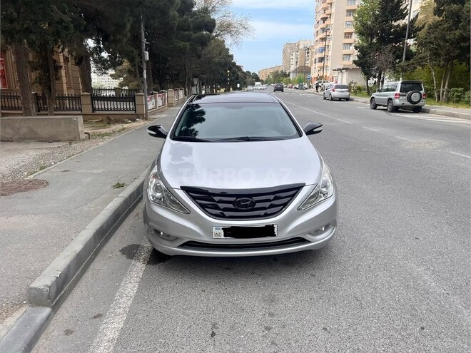 Hyundai Sonata-3