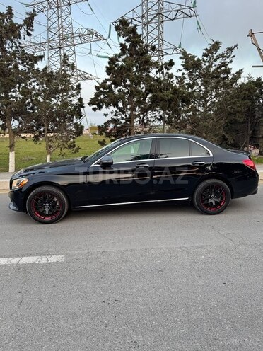 Mercedes C 300 4MATIC-9