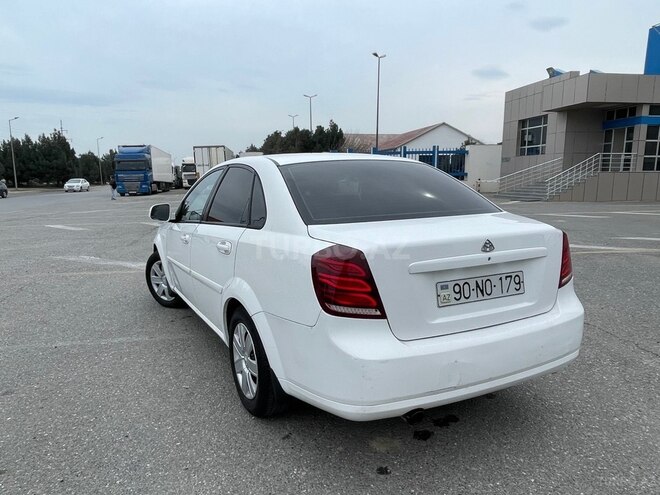 Chevrolet Lacetti-4