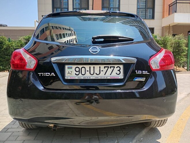 Nissan Tiida-3