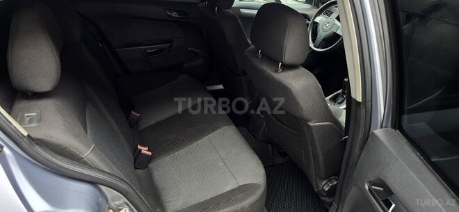 Opel Astra-6