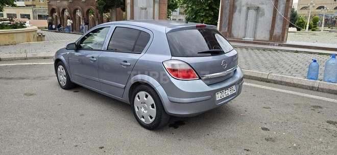 Opel Astra-12