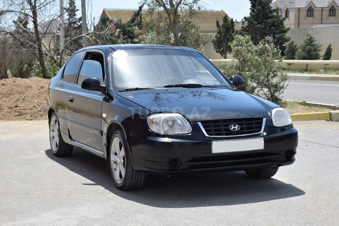 Hyundai Accent-2