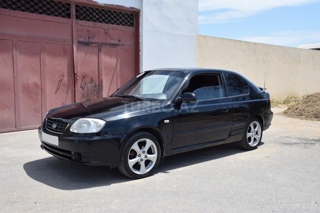 Hyundai Accent-9