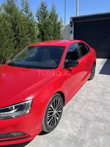 Volkswagen Jetta-2