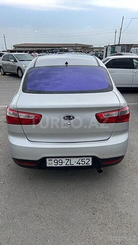Kia Rio-2
