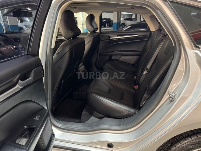 Ford Fusion (North America)-12