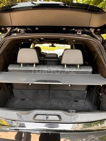 BMW X7-12