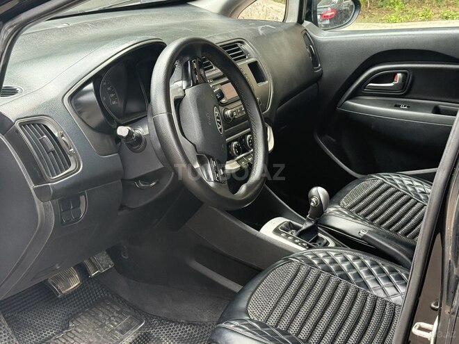 Kia Rio-6