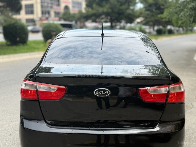Kia Rio-3