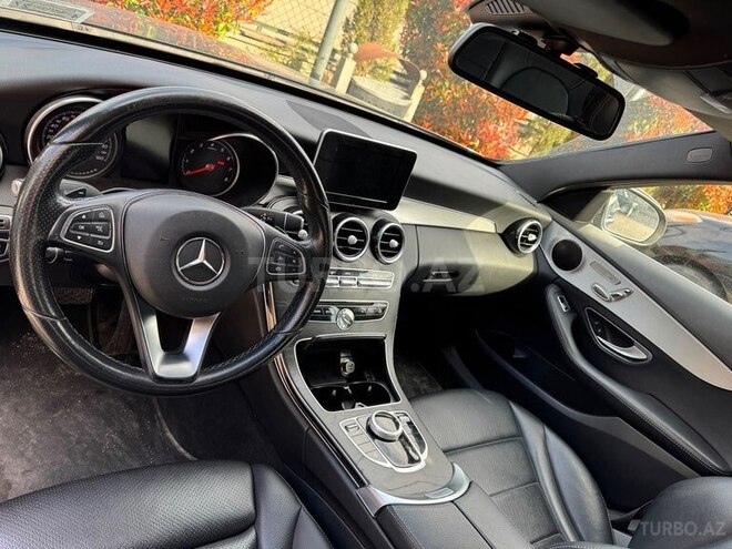 Mercedes C 300 4MATIC-3