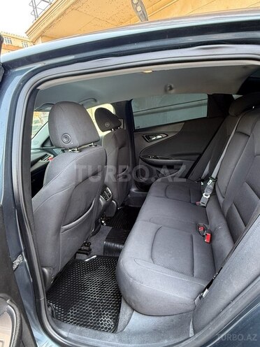 Chevrolet Malibu-9