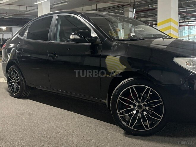 Hyundai Elantra-10