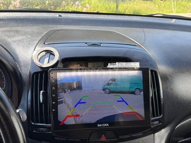 Hyundai Elantra-16