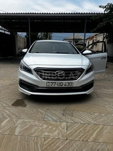 Hyundai Sonata-1
