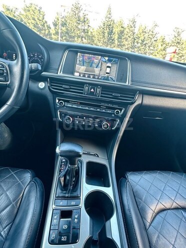 Kia Optima-11