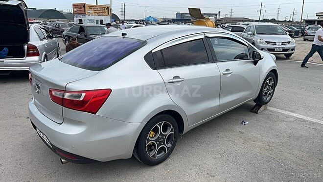 Kia Rio-8