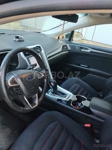 Ford Fusion (North America)-5