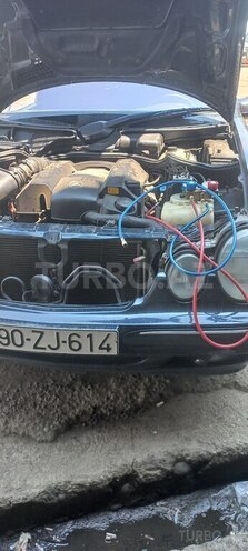 Mercedes E 240-14