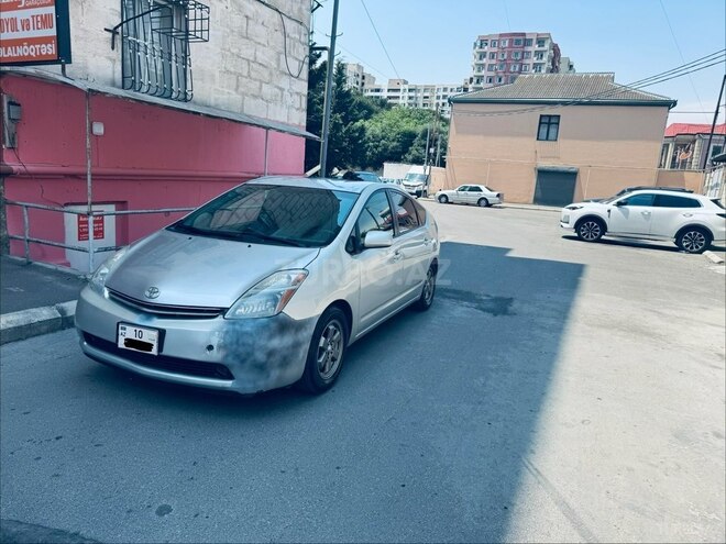Toyota Prius-7