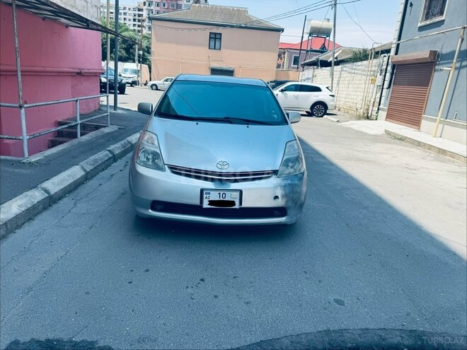 Toyota Prius-1