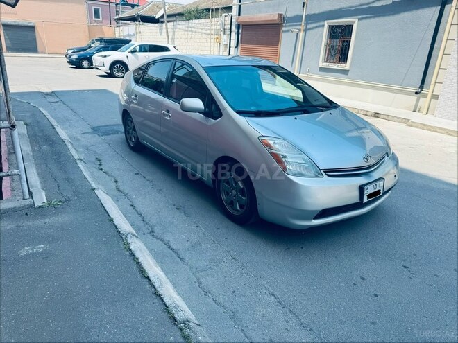 Toyota Prius-8