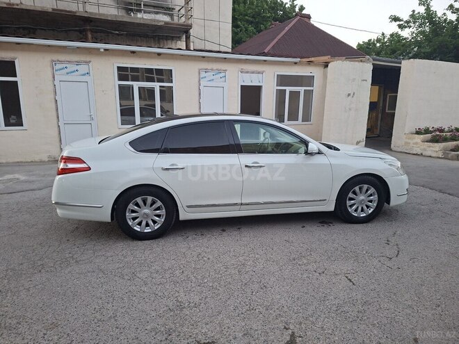 Nissan Teana-9