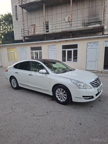 Nissan Teana-10