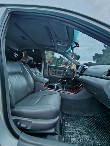 Toyota Camry-4
