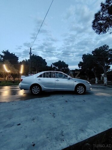 Toyota Camry-8
