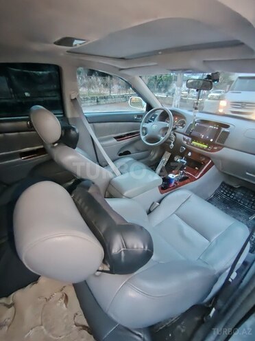 Toyota Camry-2