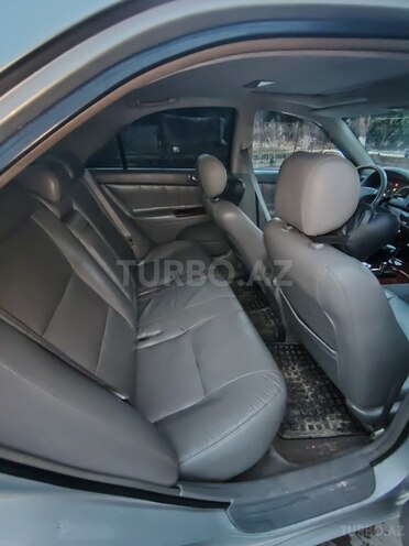 Toyota Camry-3