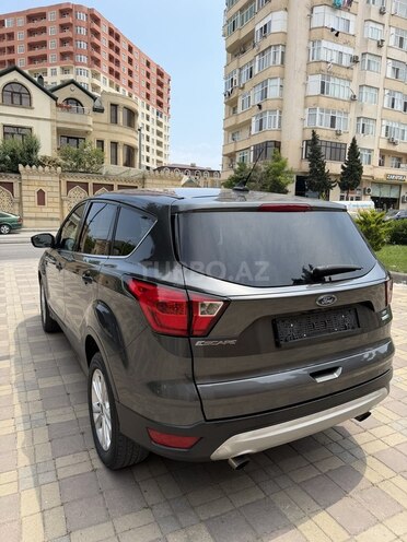 Ford Escape-10