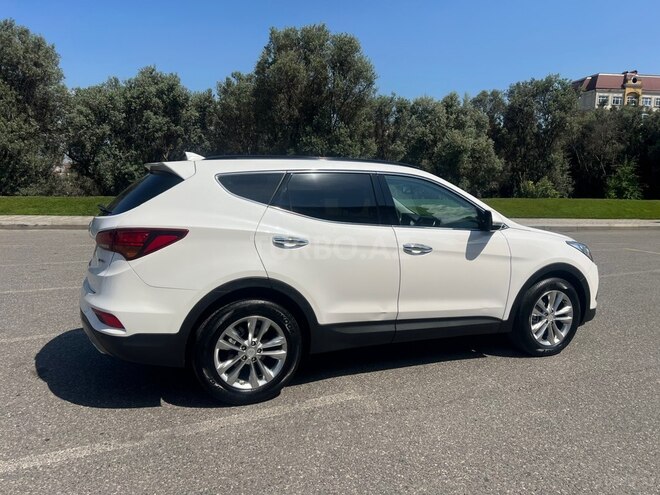 Hyundai Santa Fe-8