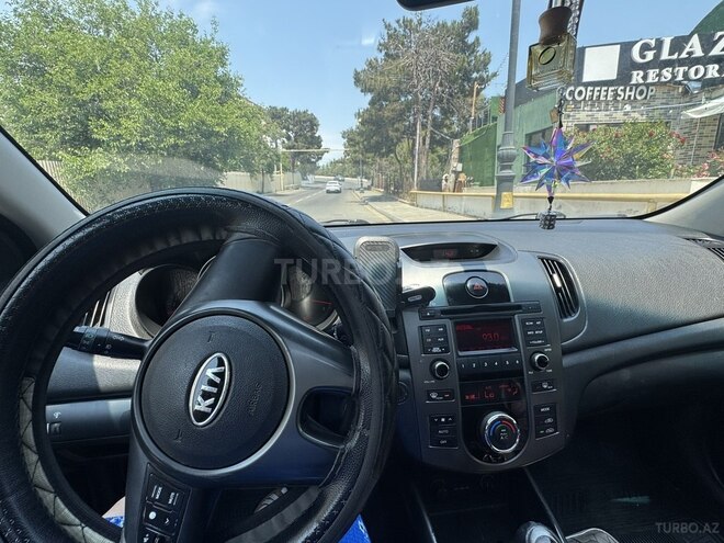 Kia Cerato-3