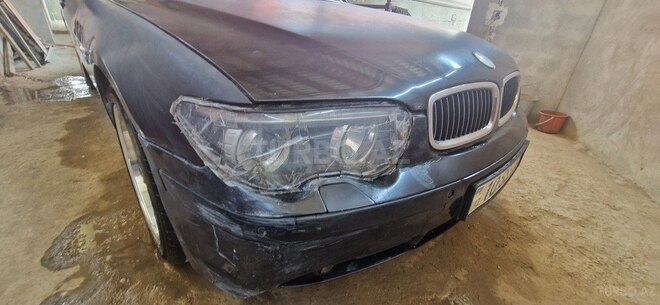 BMW 745-7