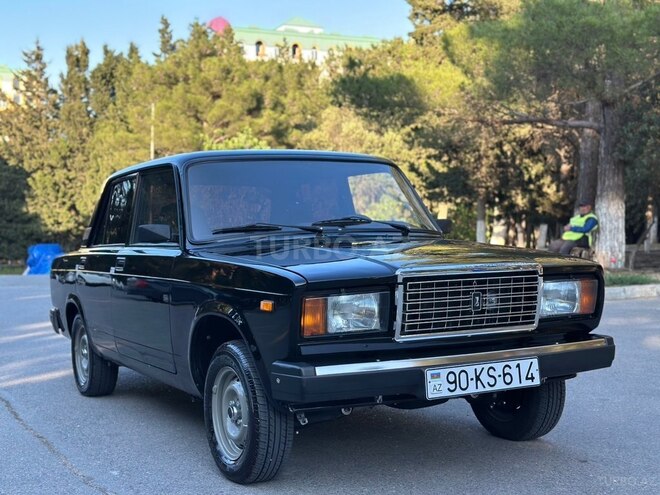 LADA (VAZ) 2107-2